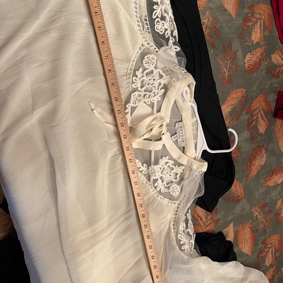 BOHO LACE SLEEVE SHEER BLOUSE CREAM - Picture 4 of 5